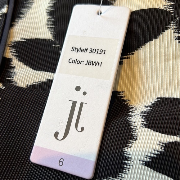 NWT Julia Jordan black white floral sleeveless sheath dress sz 6 - Picture 6 of 7